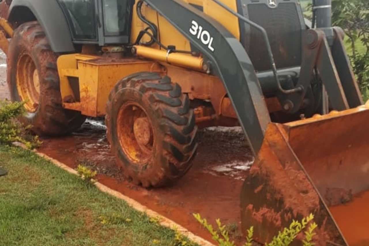 John Deere 310 L - 17/17 7