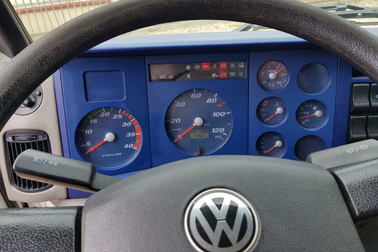 Volkswagen 8 150 - 03 11