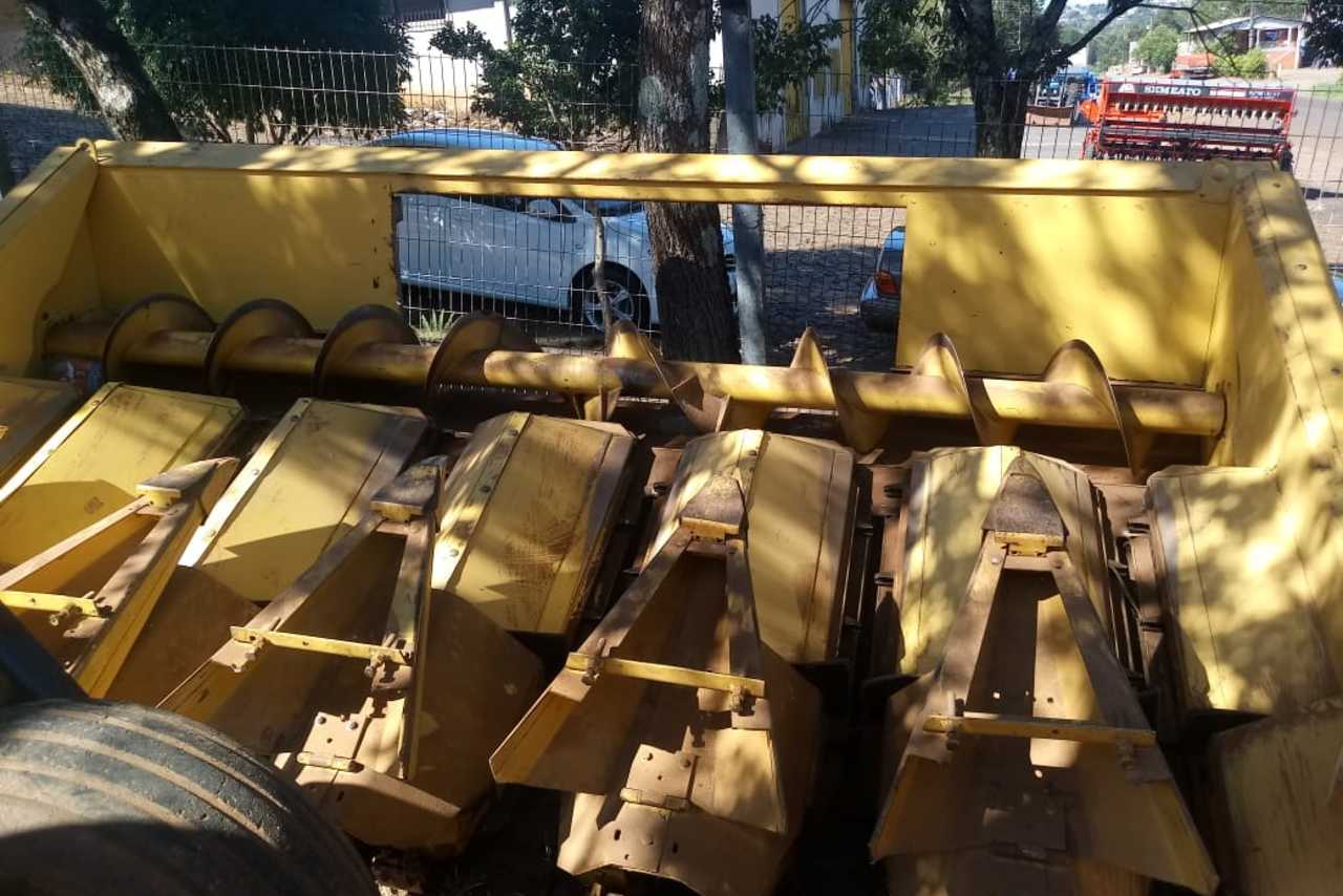 New Holland Milho 6 Linhas - 19/95 3