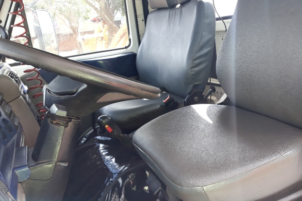 Volkswagen 15-180 E Constellation - 07/08 3