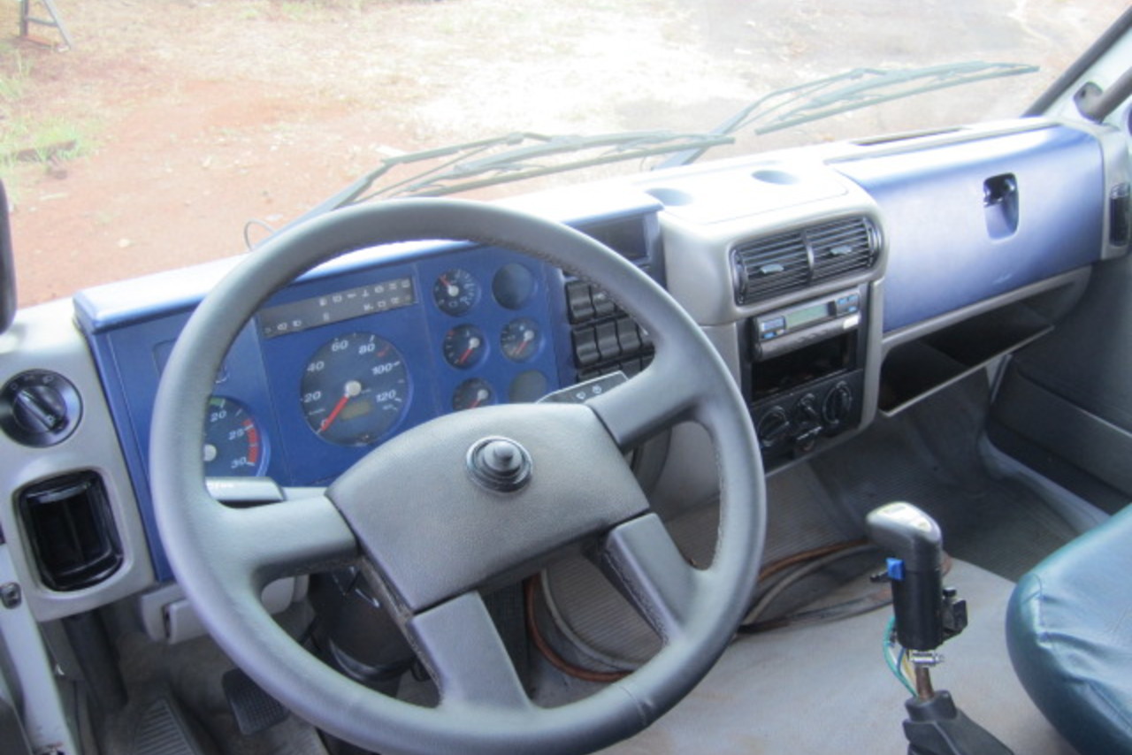 Volkswagen 26 220 - 10/10 12