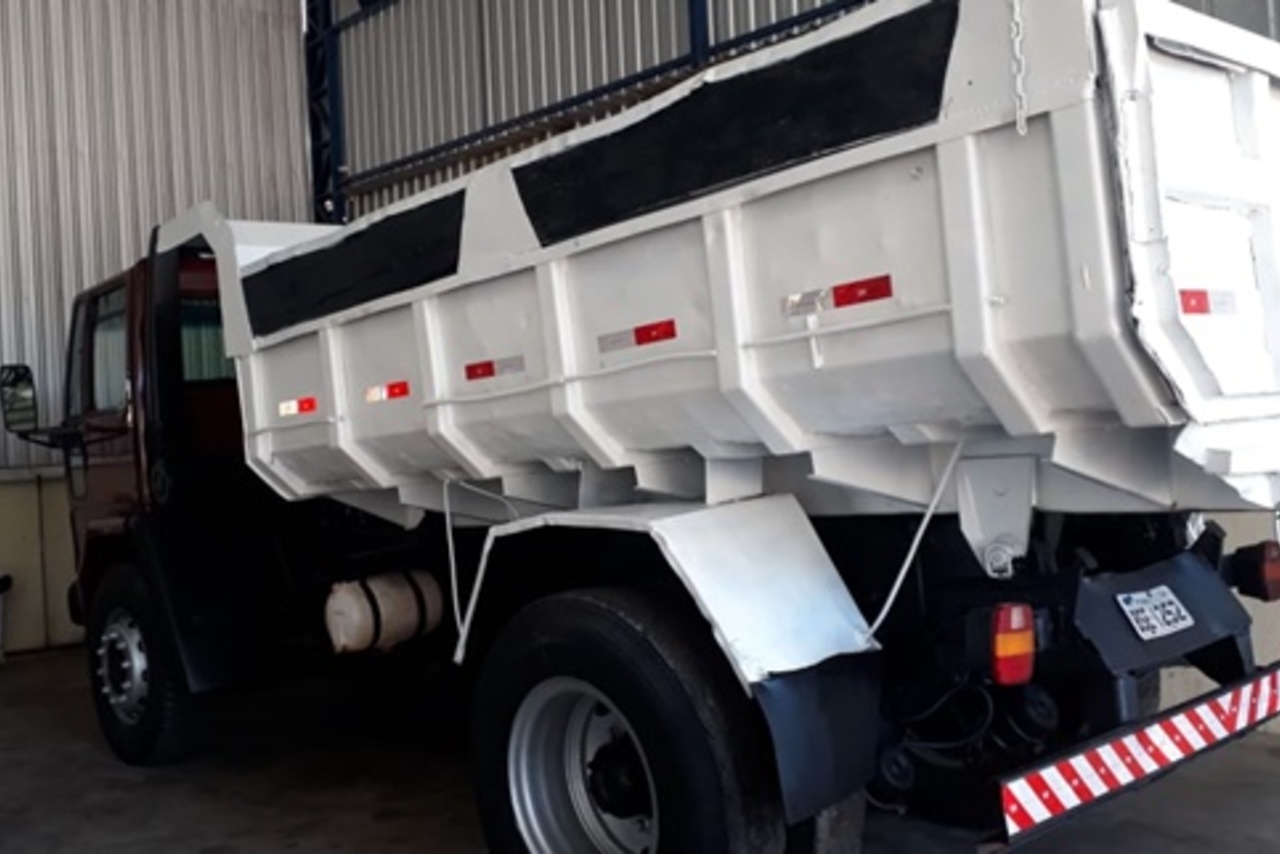 Ford Cargo1417 - 90 4
