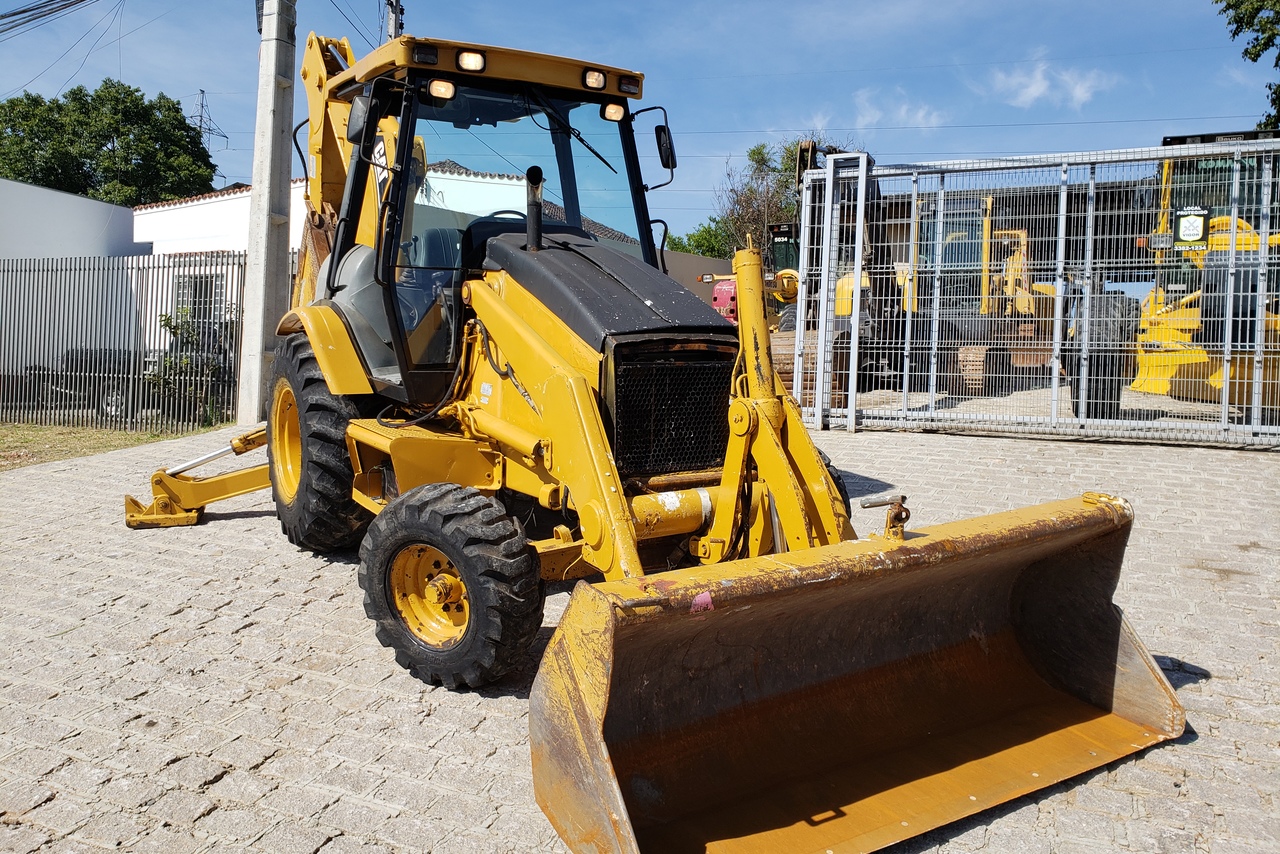Caterpillar 416D - 01/01 4