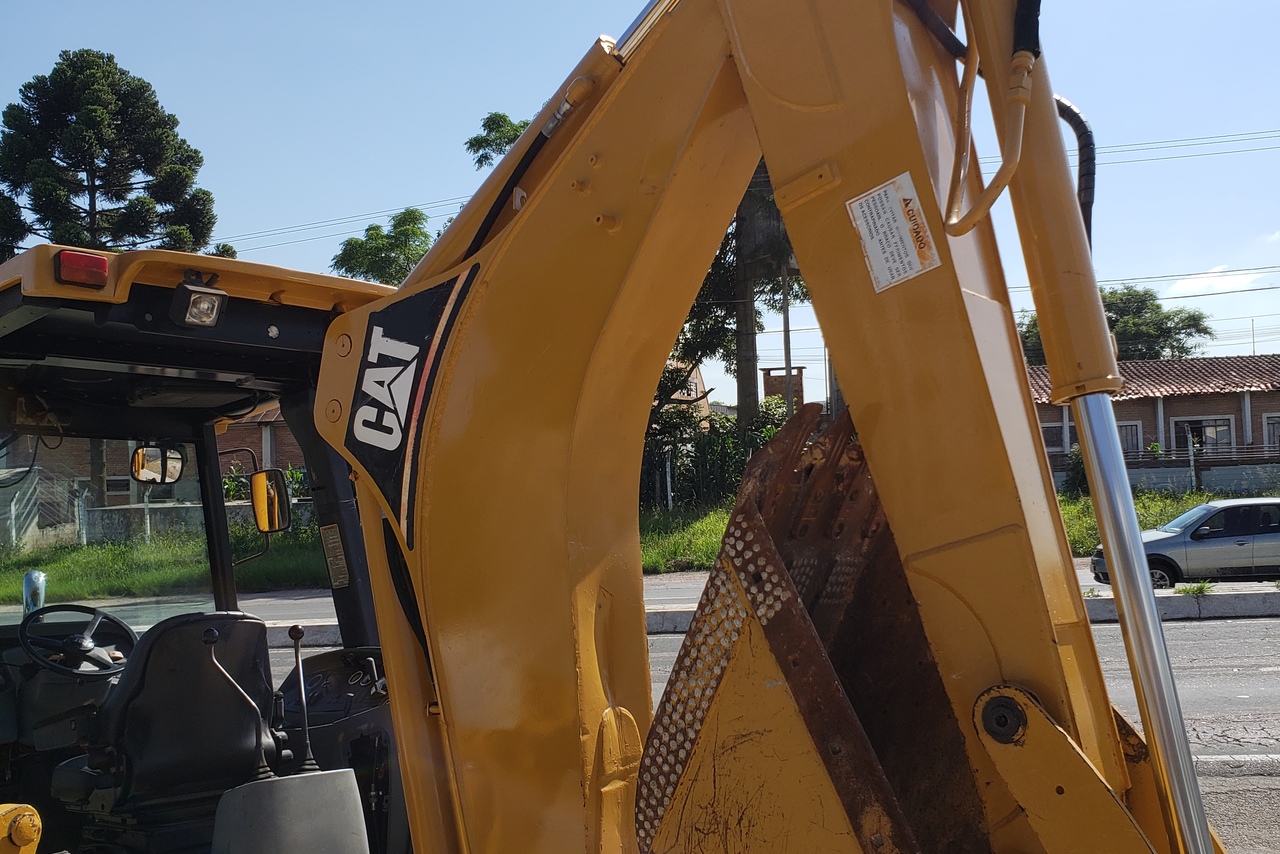 Caterpillar 416D - 01/01 6