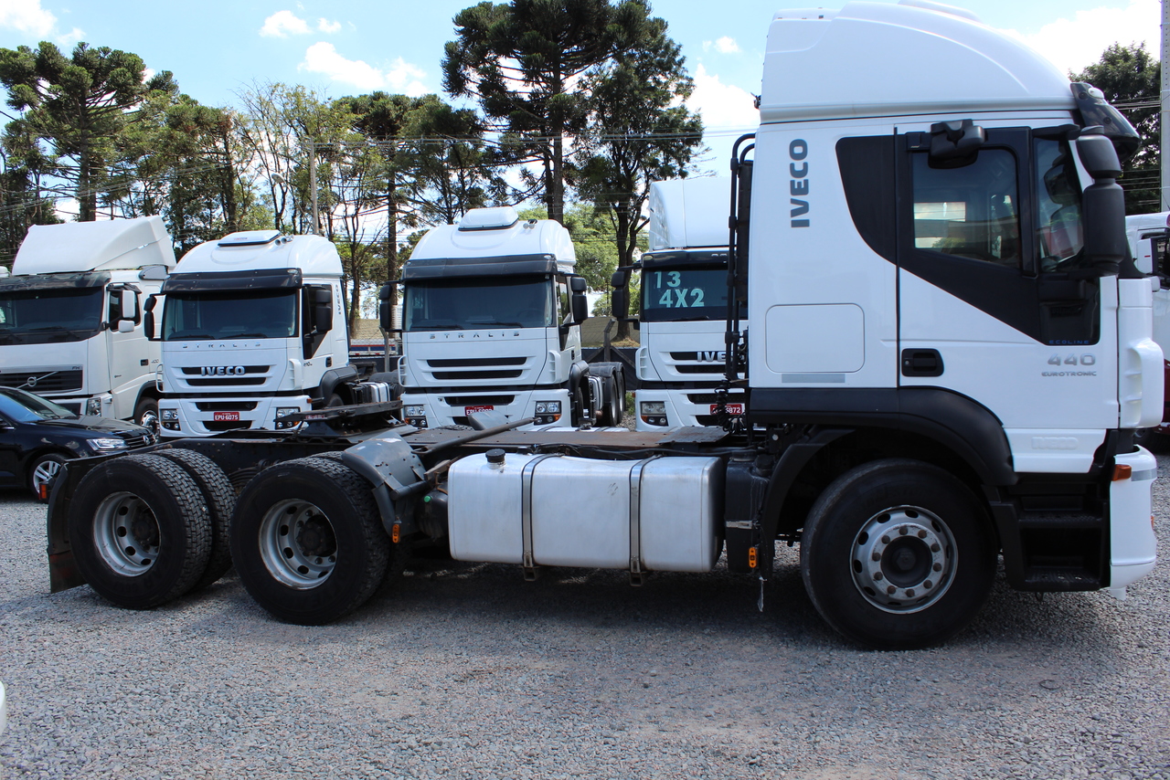 Iveco Stralis 440 - 12/13 7