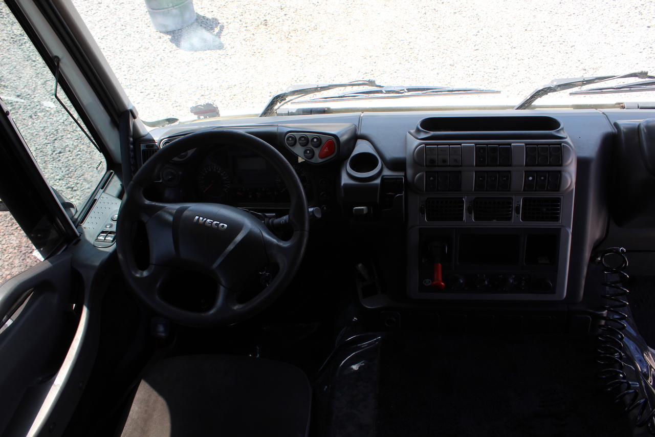 Iveco Stralis 440 - 12/13 8