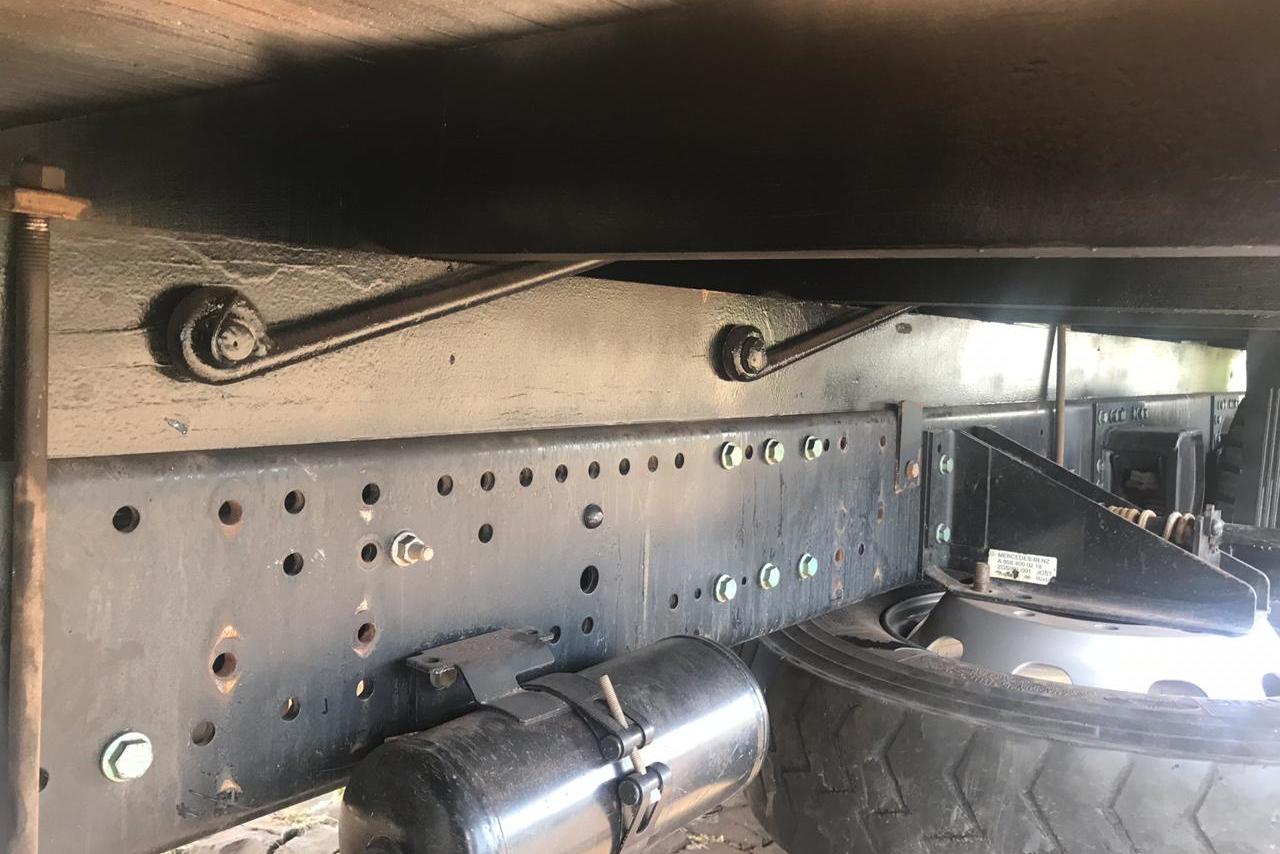Mercedes Benz MB 2324 - 13/13 8