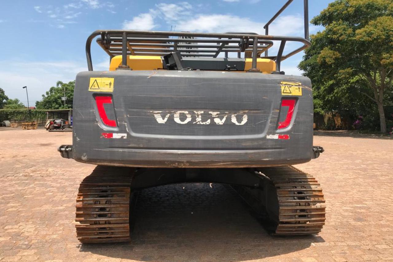 Volvo EC220 - 14/14 7