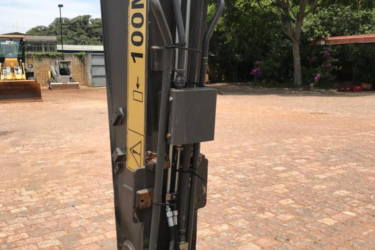 Volvo EC220 - 14/14 9