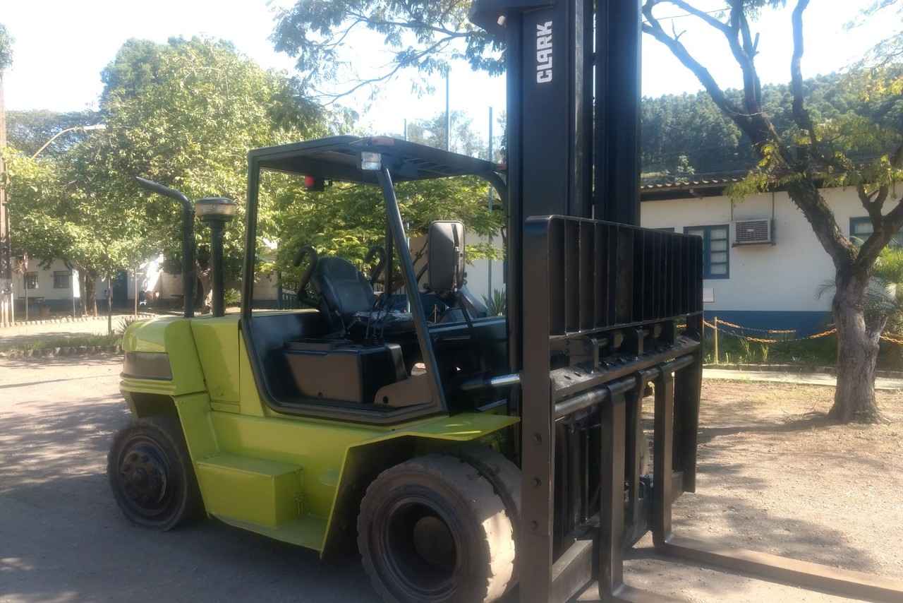 Clark C70 - 08/08 3