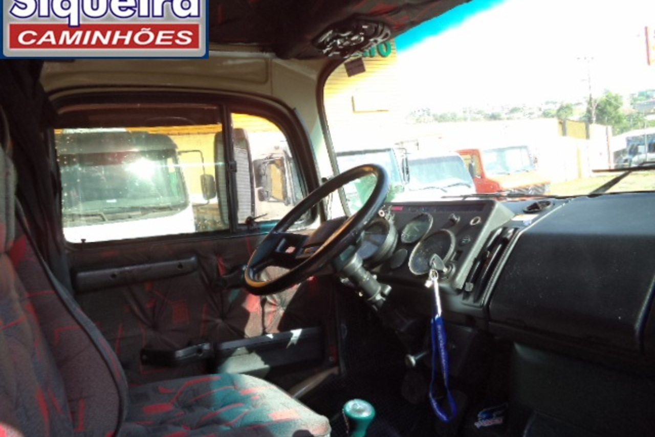 Mercedes Benz MB 1518 - 88/88 10
