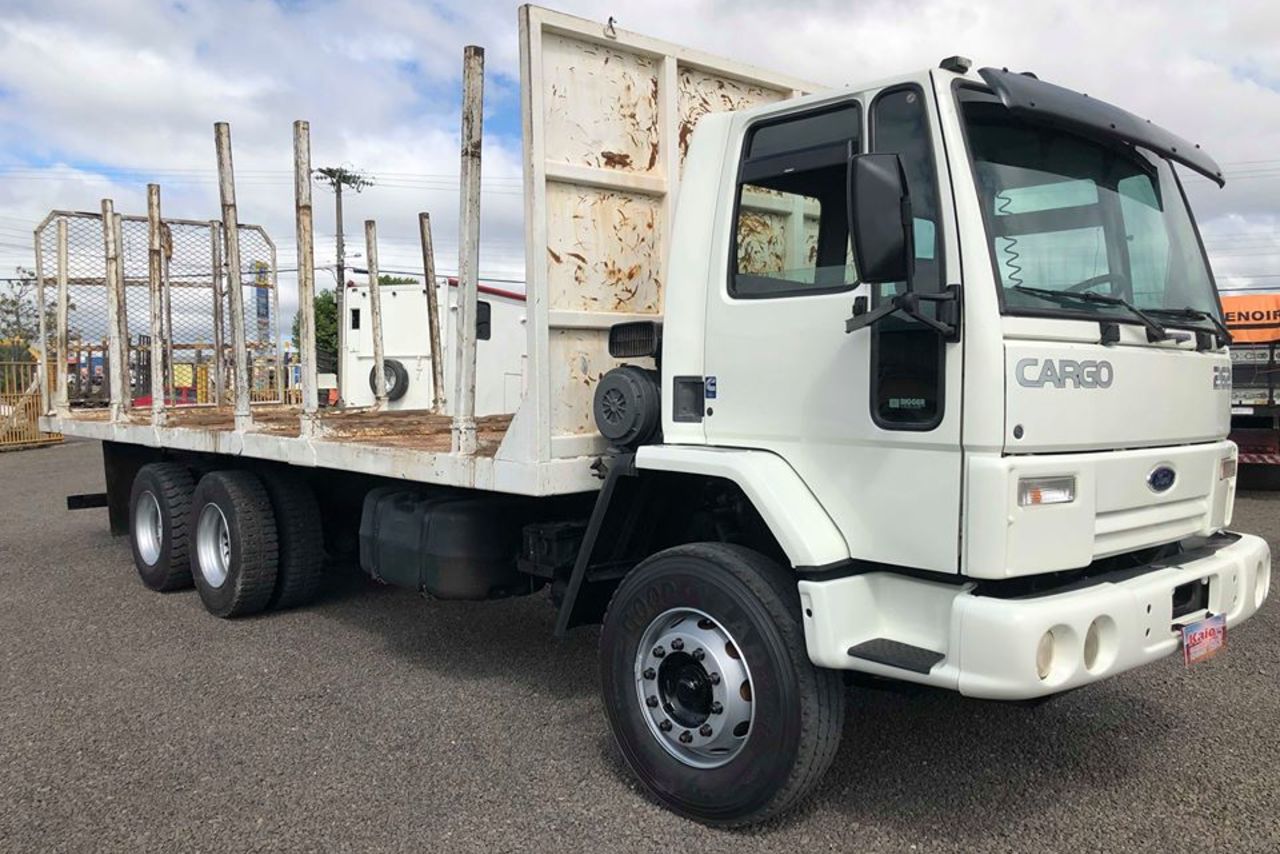 Ford Cargo 2626 - 05/05 3