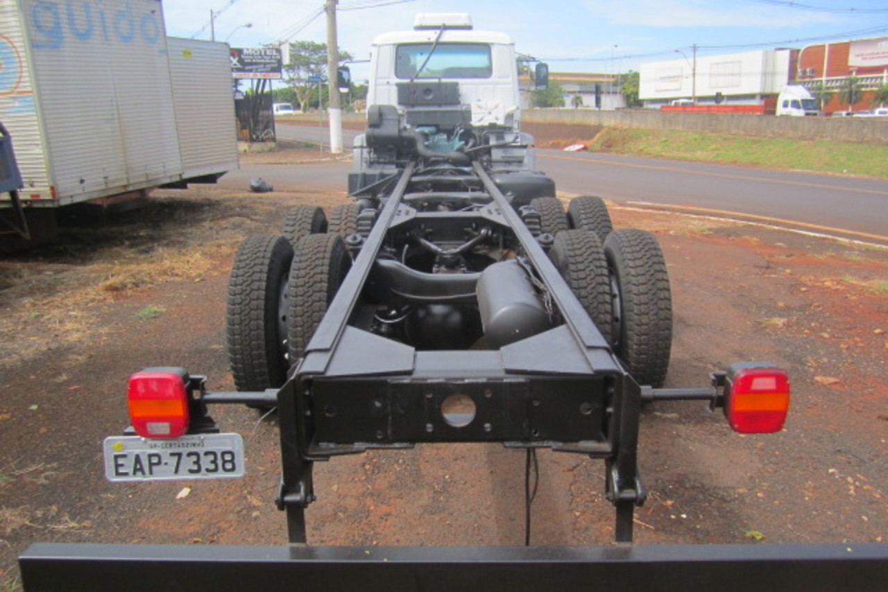 Volkswagen 26 220 - 09/09 5