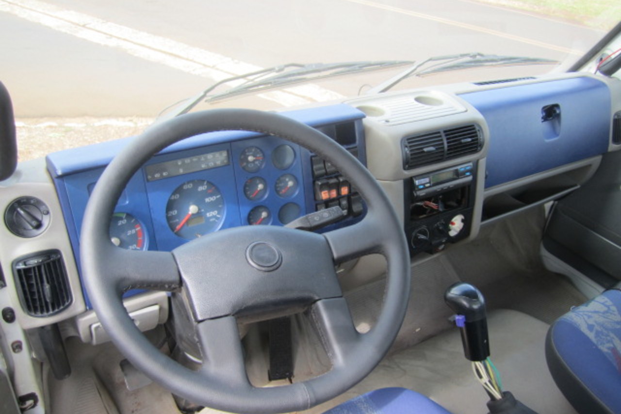 Volkswagen 26 220 - 09/09 9