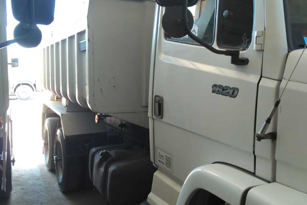 Mercedes Benz MB 1620 - 05/05 3
