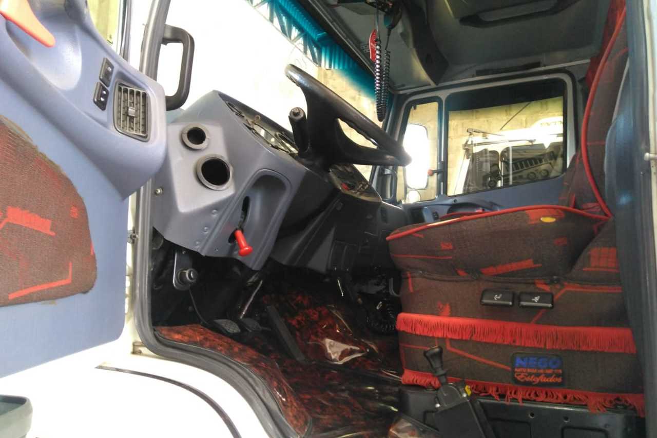 Mercedes Benz MB 1620 - 05/05 4