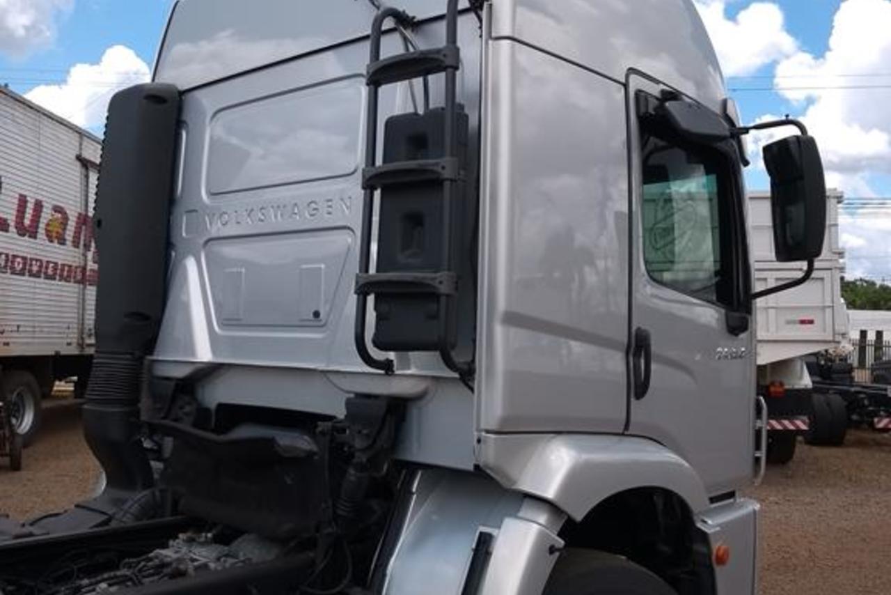 Volkswagen 24-280 E Constellation 6x2 - 13/13 3