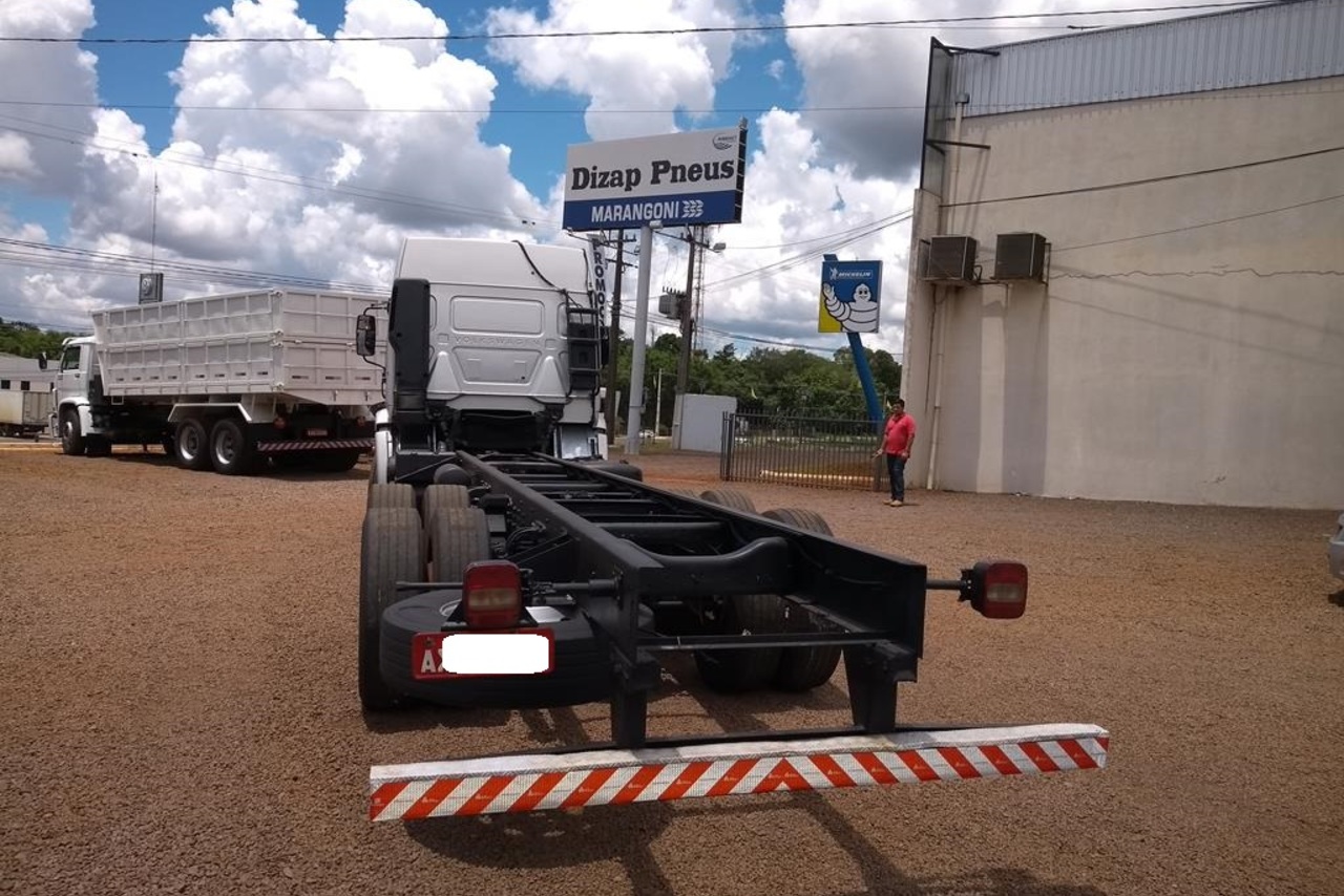 Volkswagen 24-280 E Constellation 6x2 - 13/13 5