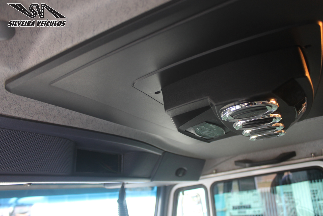 Mercedes Benz MB 1718 - 09/09 13