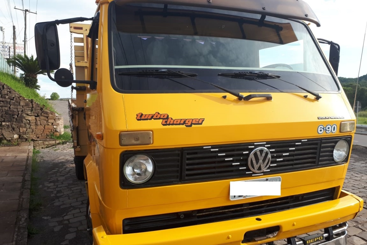 Volkswagen 6 90 - 86/86 4