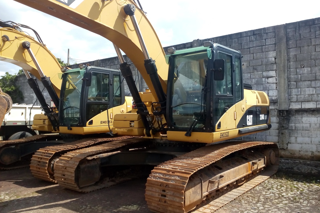 Caterpillar 324DL ME - 09/09 4