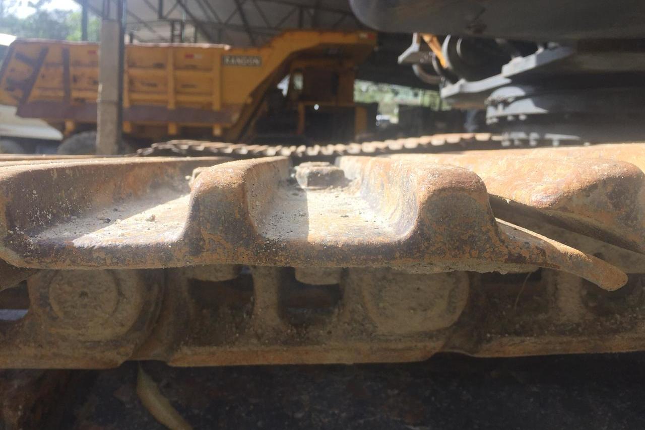 Hyundai R320 - 12/12 11