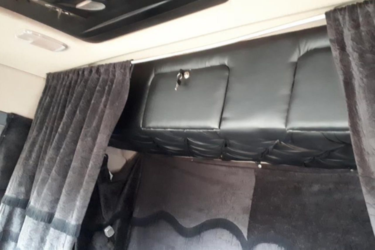 Scania 440 - 13/13 7