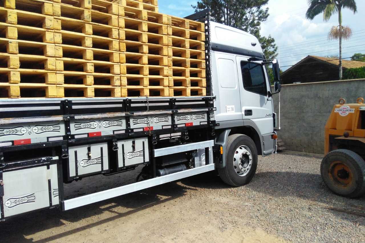 Mercedes Benz Atego 2430 - 17/18 4