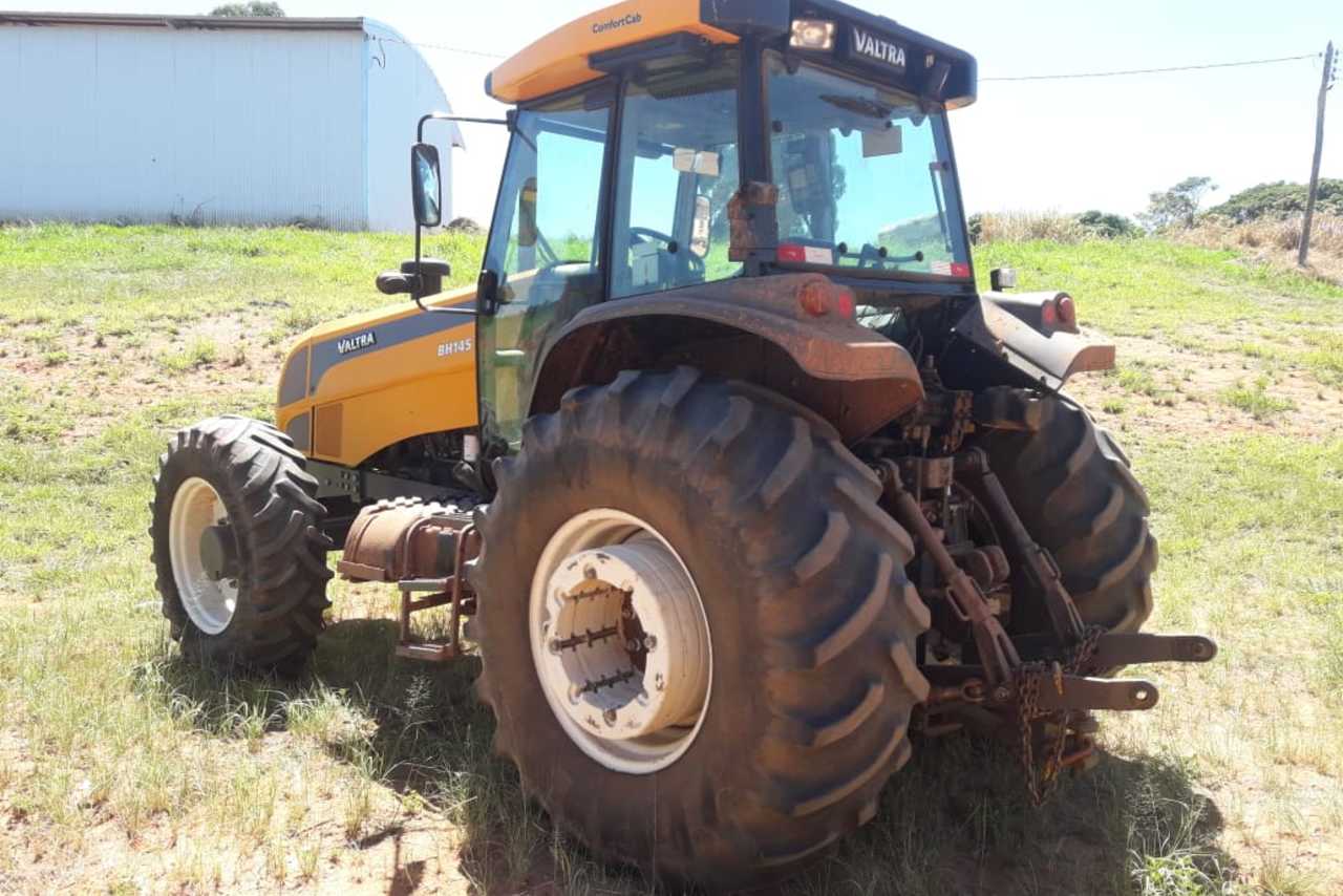 Valtra BM 125 - 15/15 9
