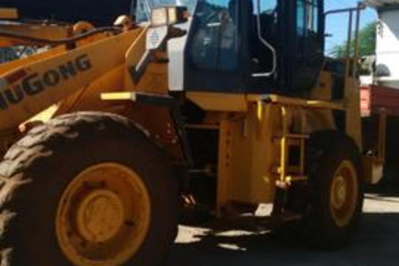 Liugong  835 - 15/15 2