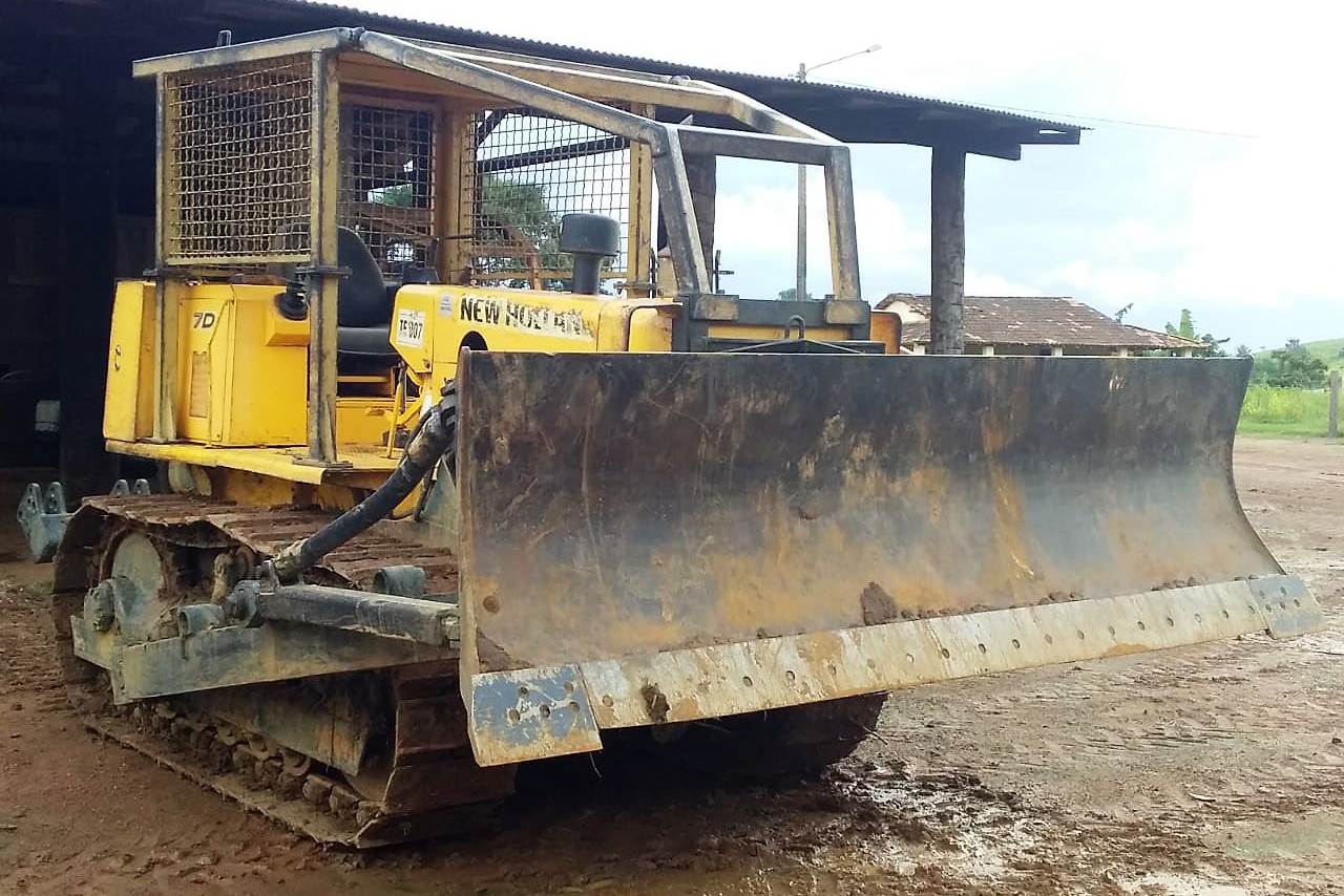 New Holland 7D - 20/13 4