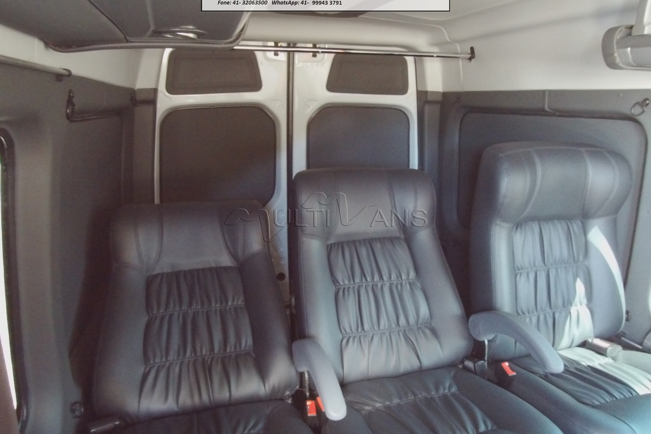 Mercedes Benz Sprinter Executiva 415 - 17/18 25