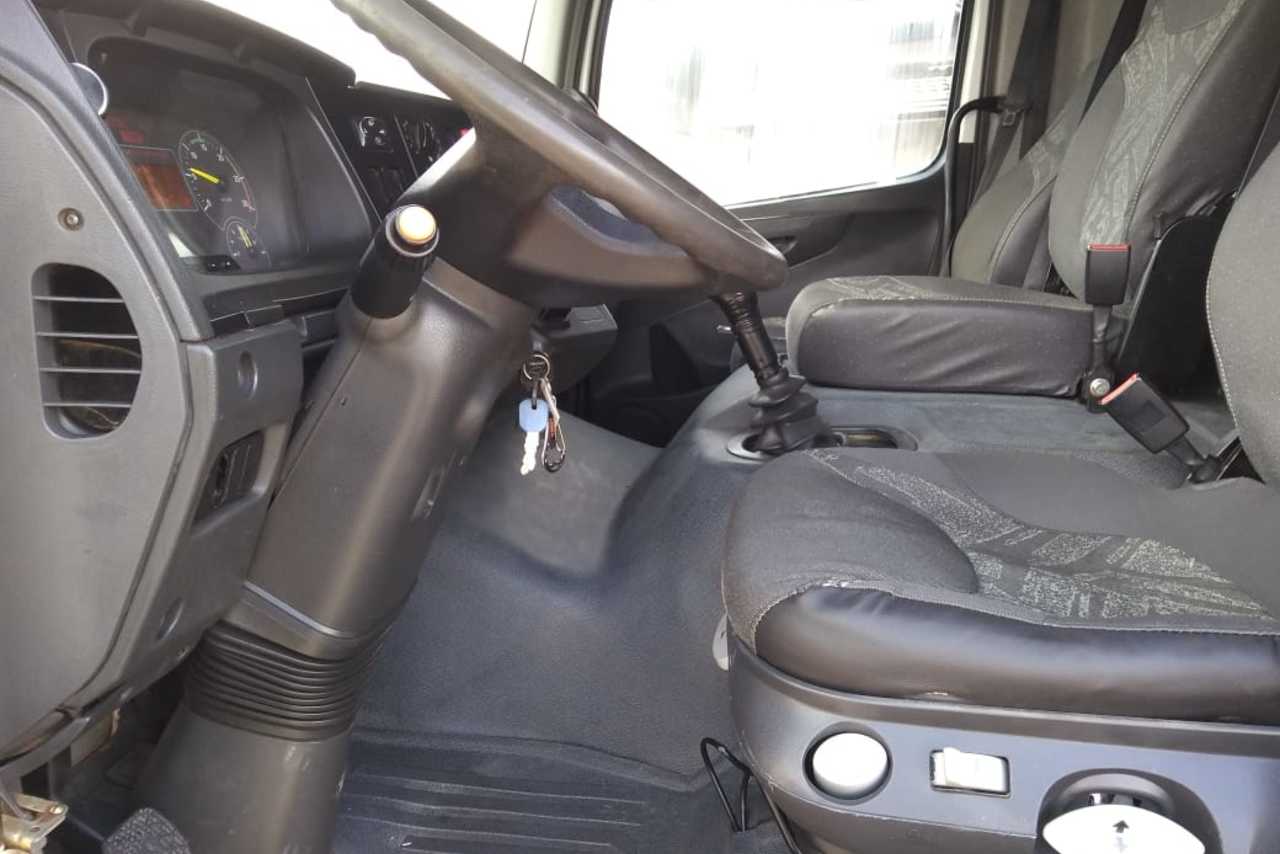 Mercedes Benz Atego 2426 - 14/14 11
