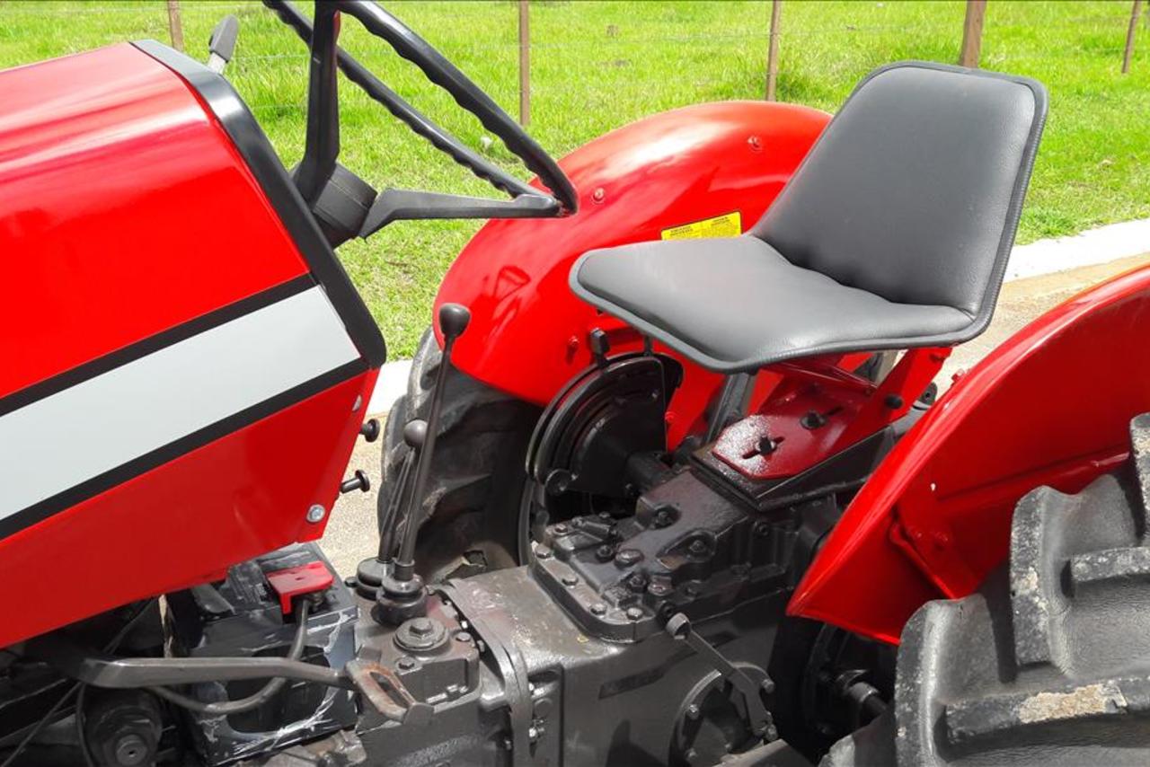 Massey Ferguson  235 - 81/81 2