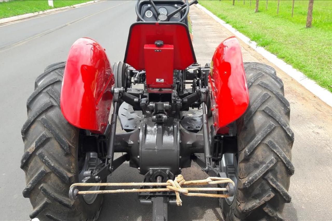 Massey Ferguson  235 - 81/81 4