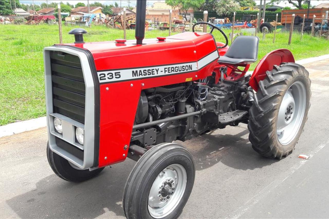 Massey Ferguson  235 - 81/81 7