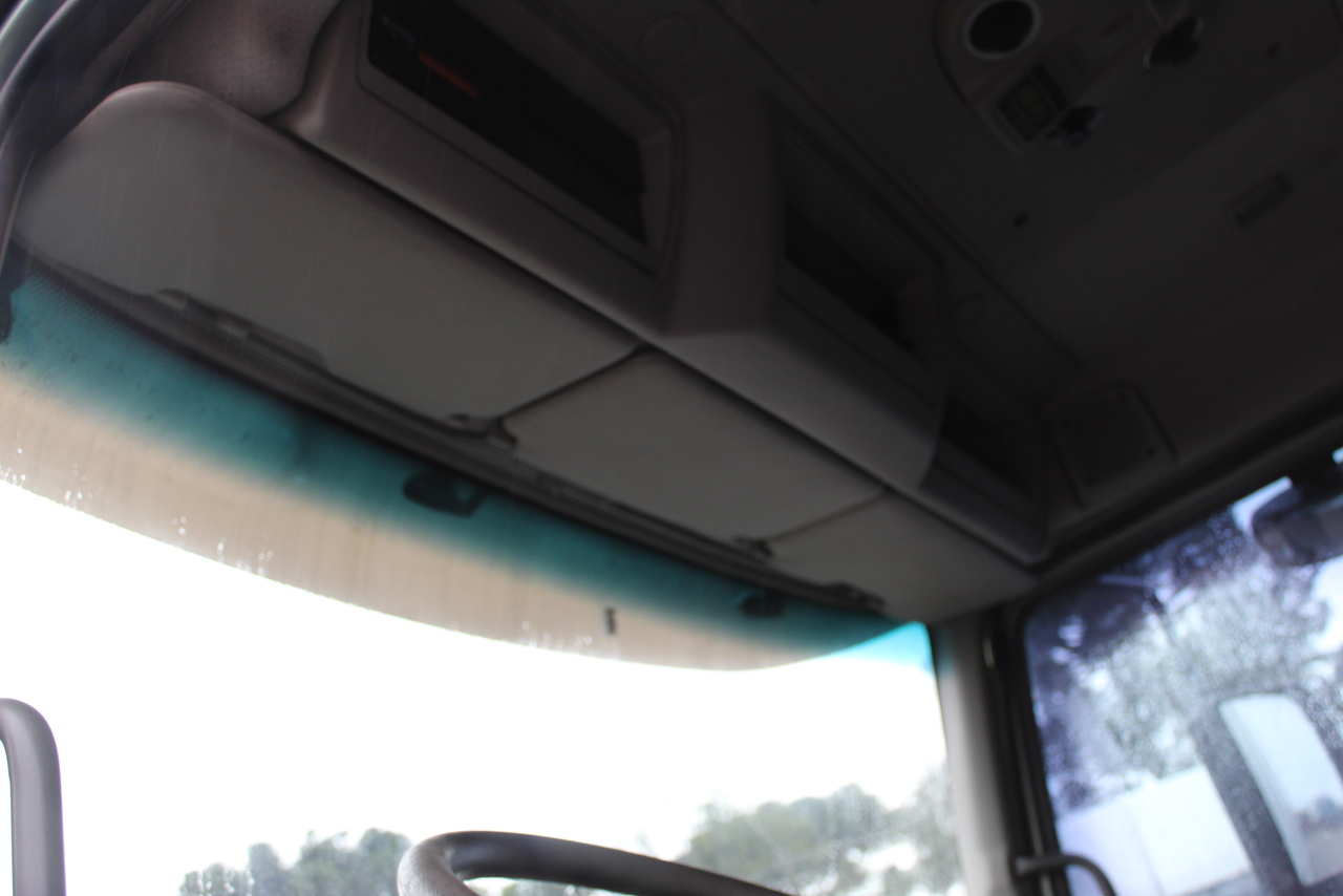 Volvo VM330 - 12/13 12
