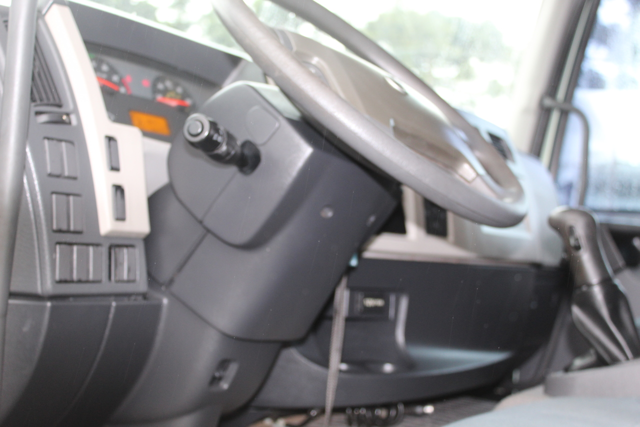 Volvo VM330 - 12/13 13