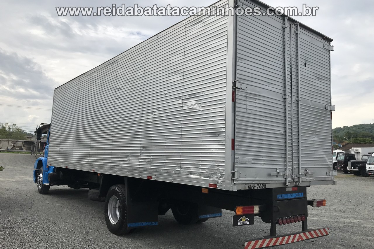 Mercedes Benz MB 1218 - 01/01 5