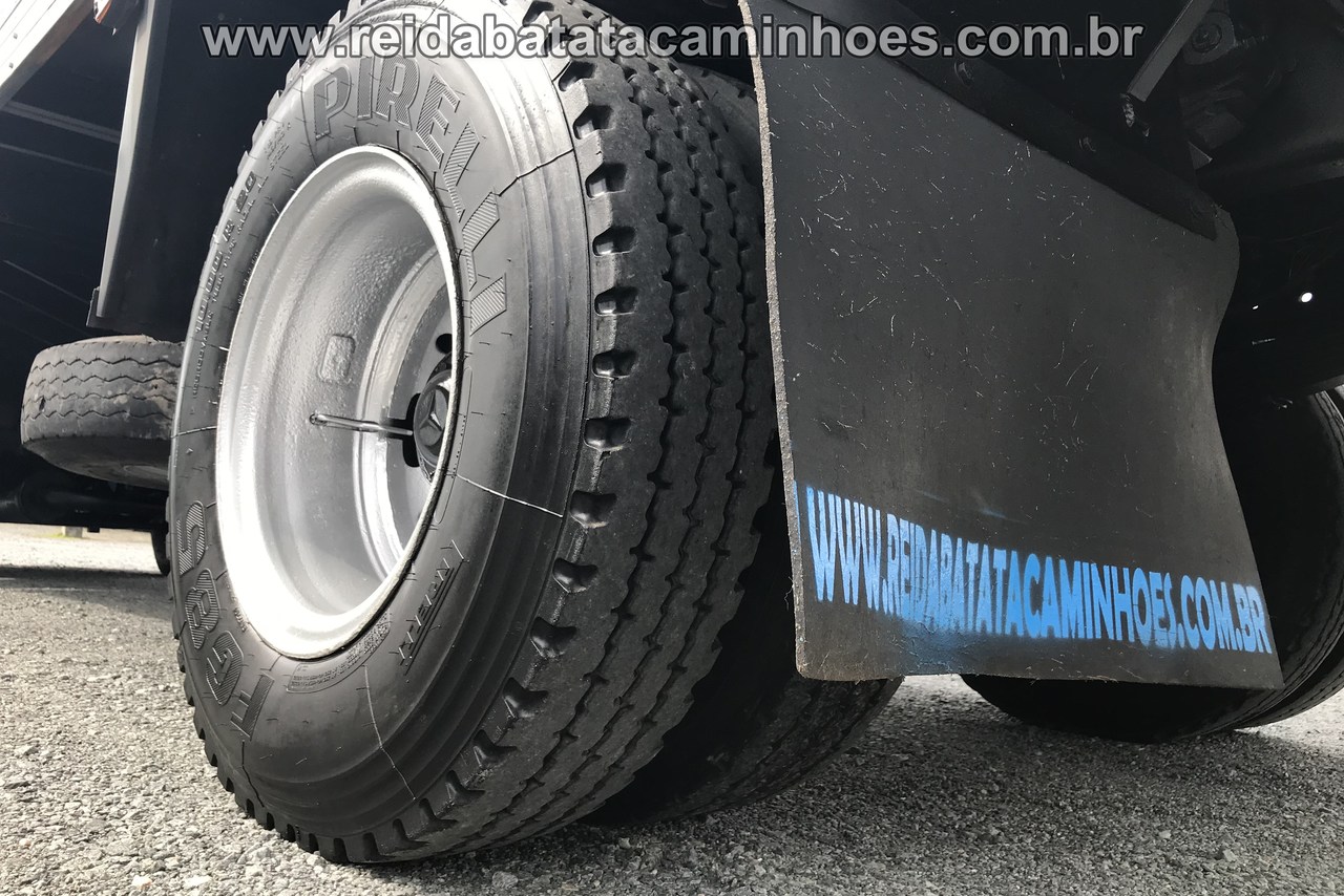 Mercedes Benz MB 1218 - 01/01 9