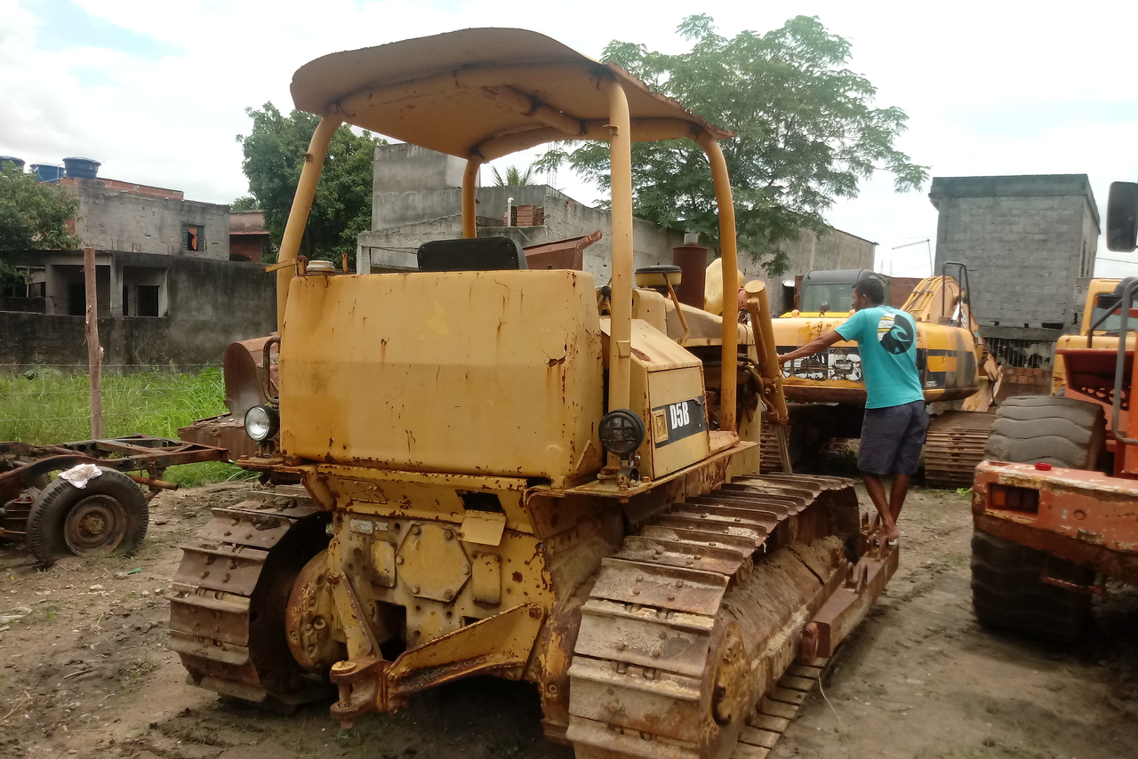 Caterpillar  D5 - 90/90 9
