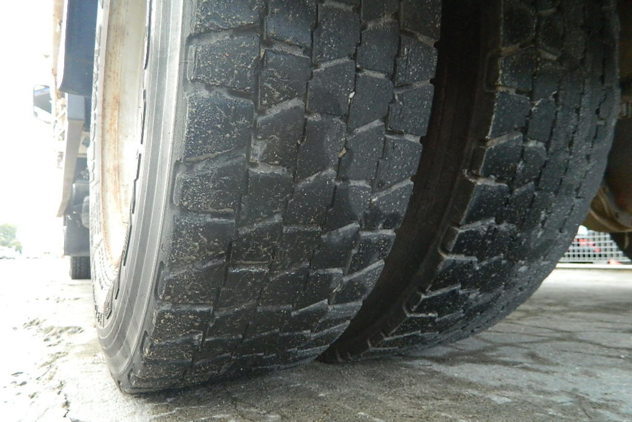 Volkswagen 8 160 - 14 10