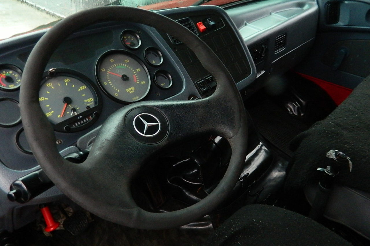 Mercedes Benz MB 1620 - 09 7