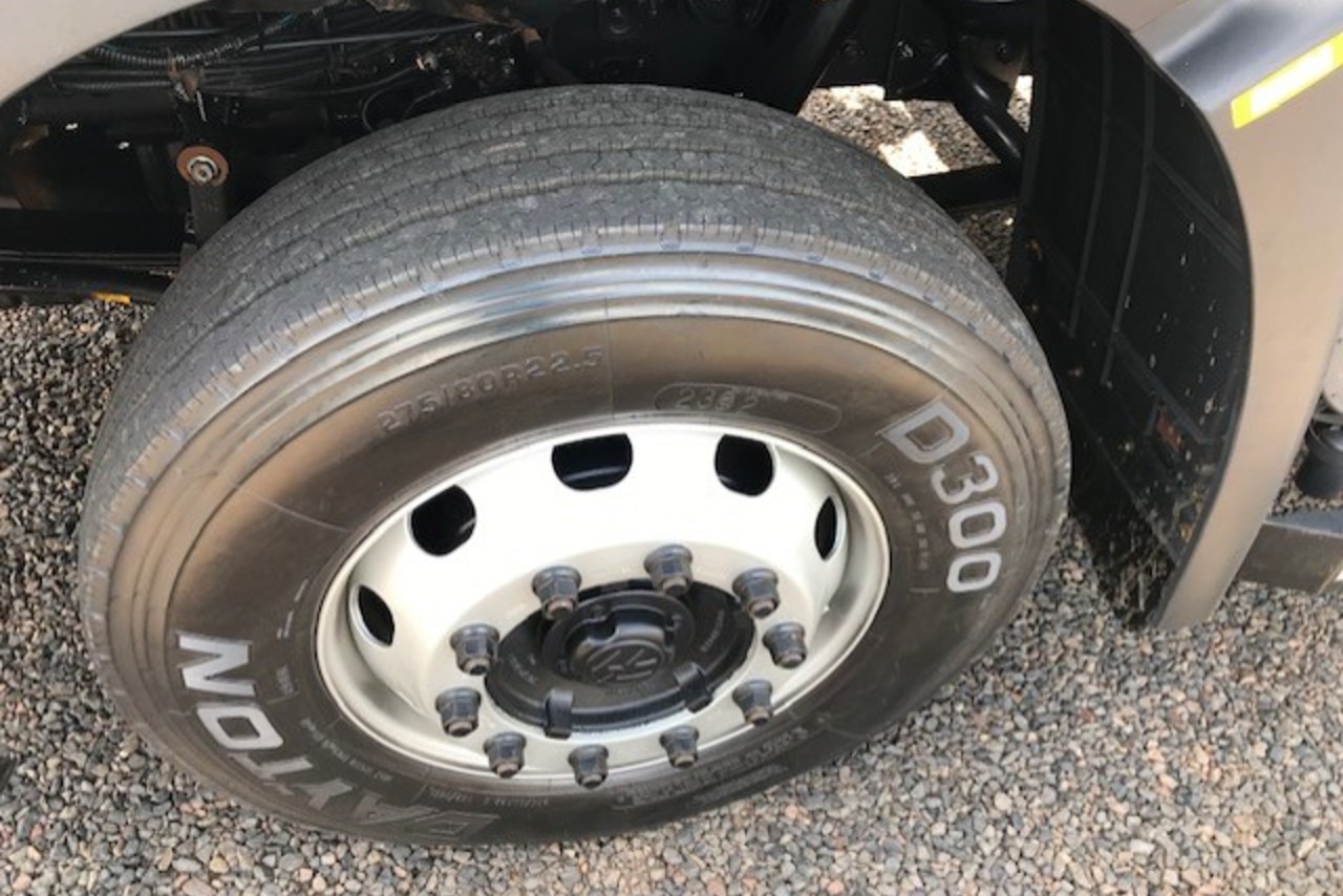 Volkswagen 24-280 E Constellation 6x2 - 14/14 7