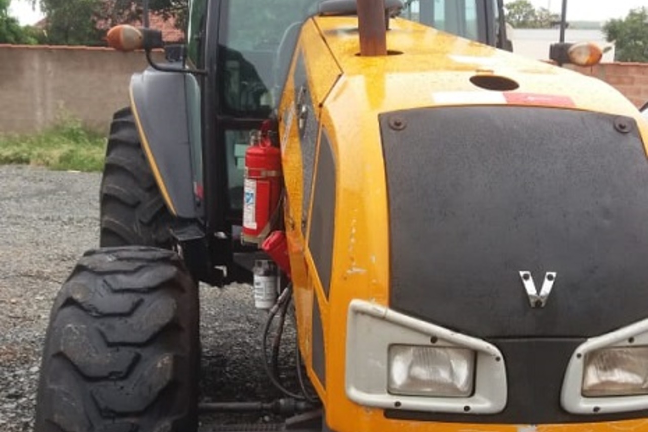 Valtra BM 110 - 12/12 4