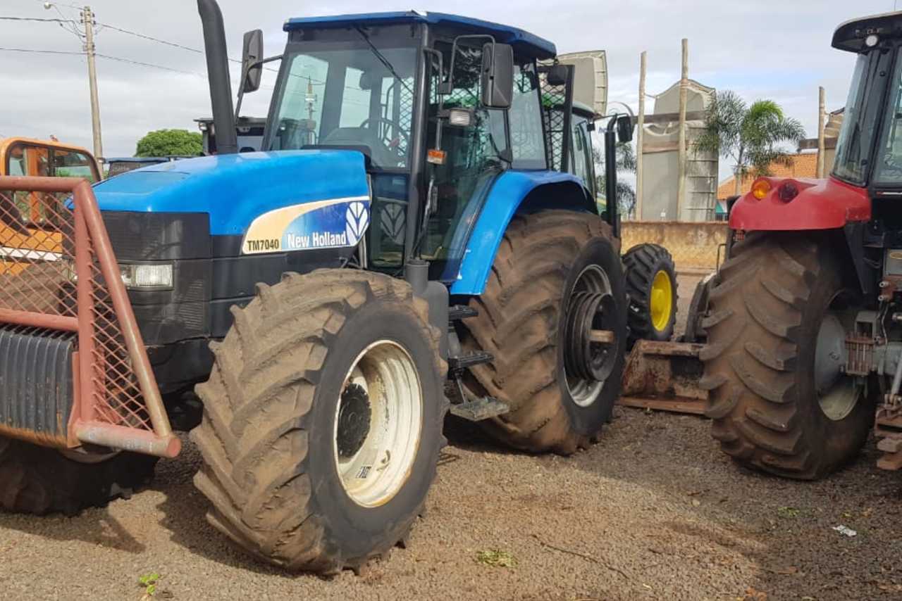 New Holland TM 7040 - 20/08 3