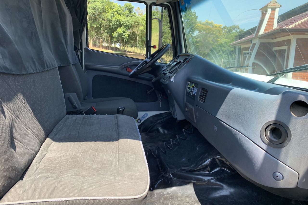 Mercedes Benz MB 1620 - 06/06 11