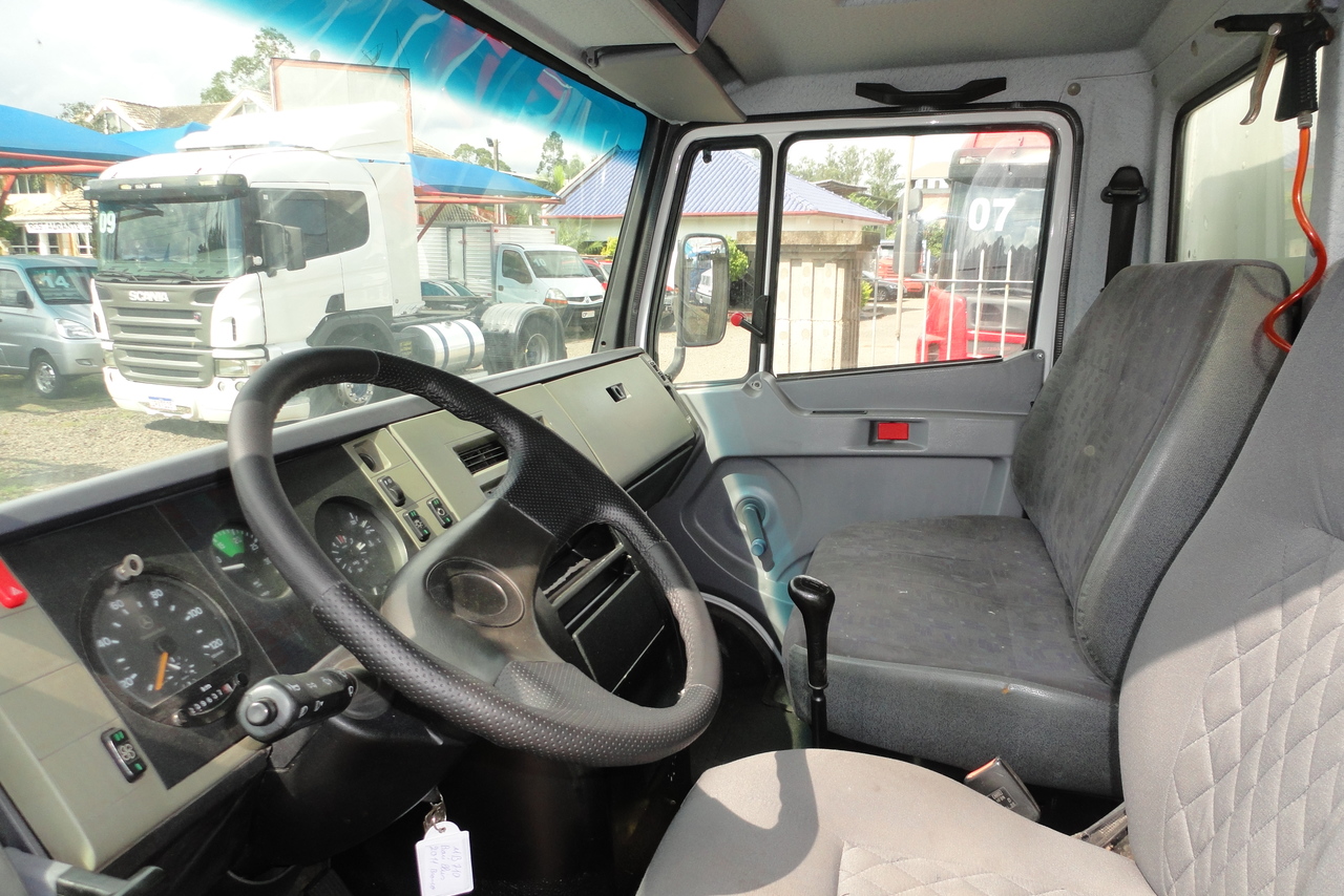 Mercedes Benz MB 710 - 10/11 5