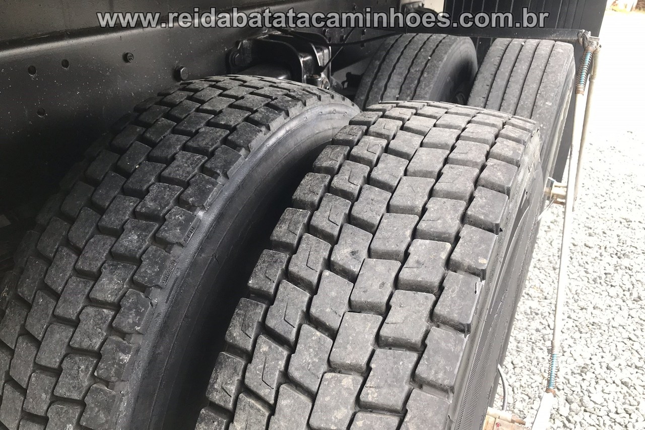 Ford Cargo2422 - 10/11 6