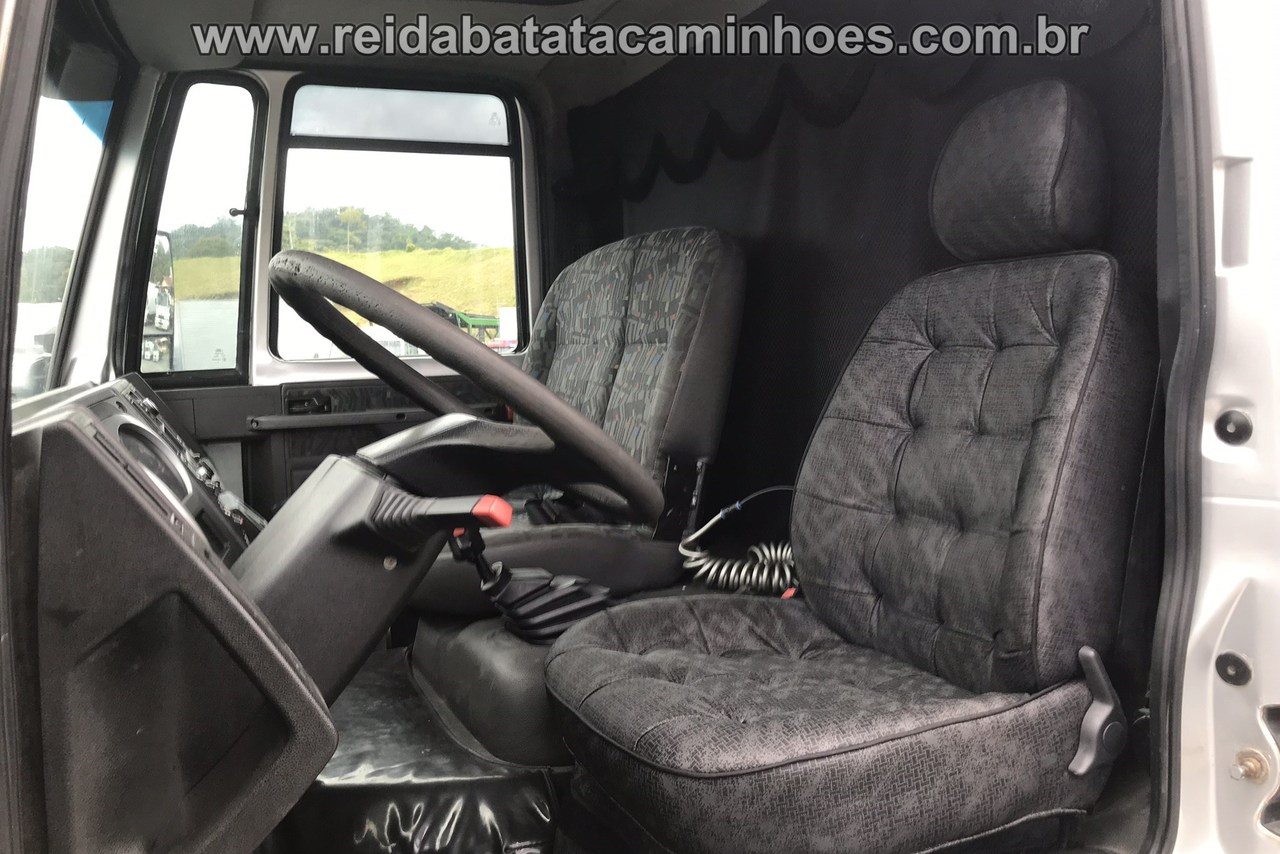 Ford Cargo2422 - 10/11 7